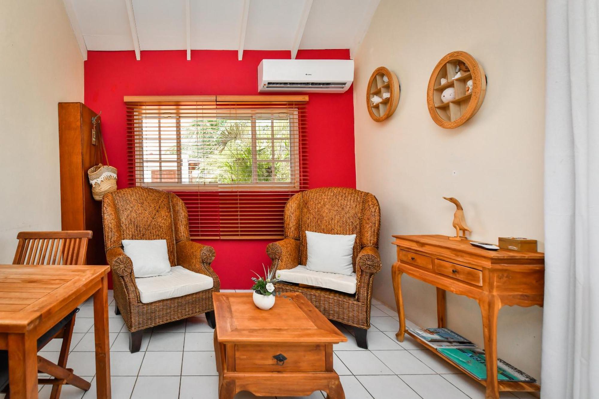 Brisas Studio Apartments (Adults Only) Palm Beach Eksteriør billede