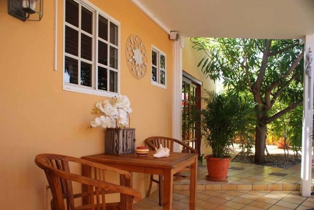 Brisas Studio Apartments (Adults Only) Palm Beach Eksteriør billede